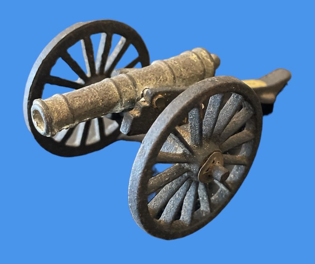 Vintage Cast Iron Fort Clinch Souvenir Cannon