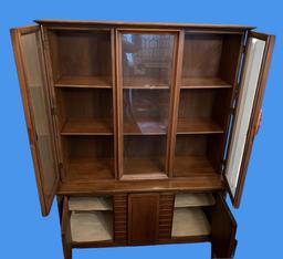 Mid Century Modern China Cabinet - Top Piece Measures -