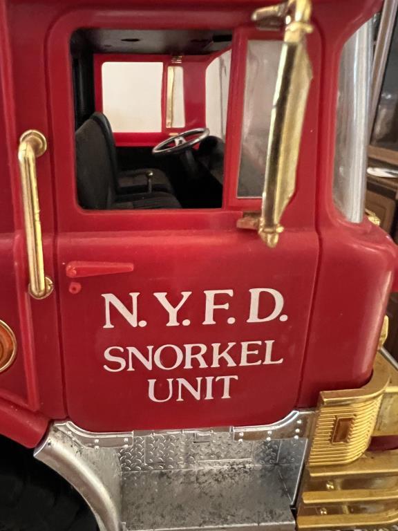 New Bright NYFD Snorkel Unit Remote Controlled