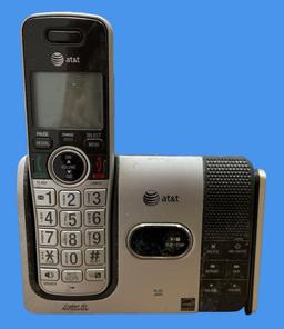 (4) AT&T Home Phones