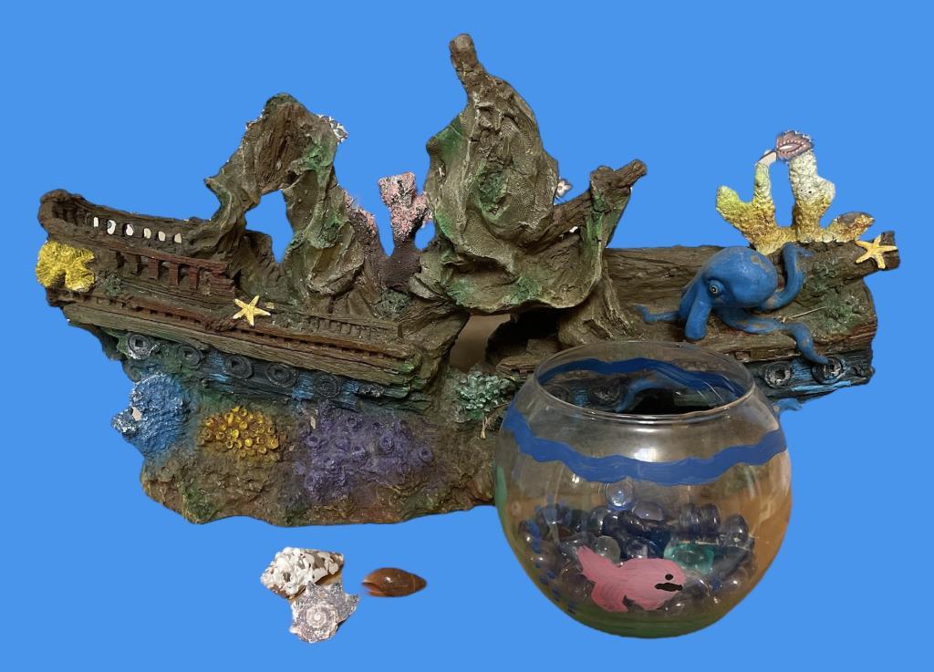 Aquarium Sunken Ship and Small Fish Bowl With