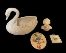Assorted Bird Accessories: Norleans