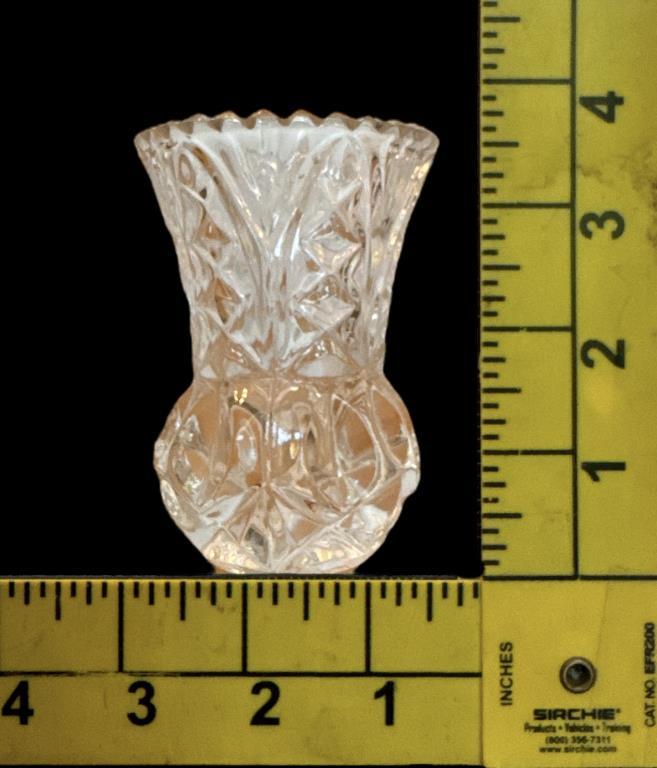 Assorted Glass Items: Covered Footed Dish 7” D,