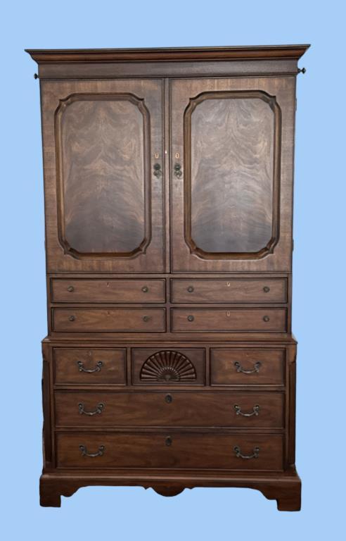 Armoire "Covington Park Collection" by Drexel H