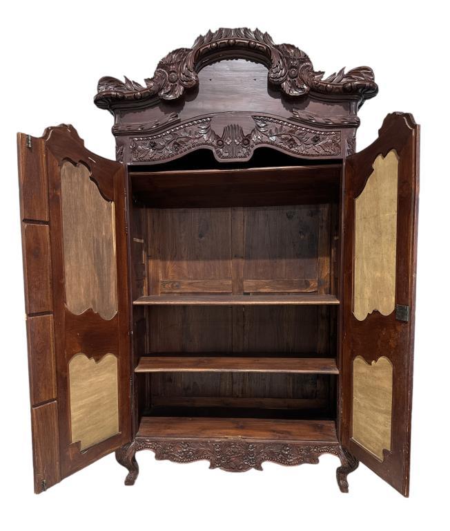 Large Carved Mahogany Wardrobe - Carved and