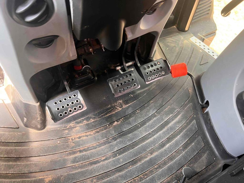 NEW HOLLAND PWRSTR 110