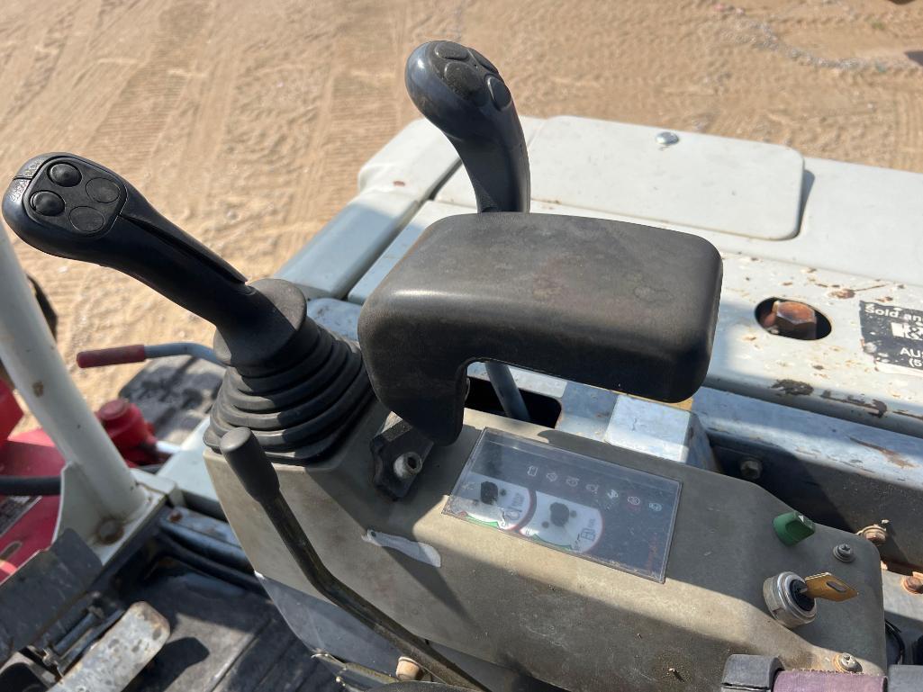 TAKEUCHI TB250 MINI EXCAVATOR