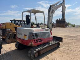 TAKEUCHI TB250 MINI EXCAVATOR