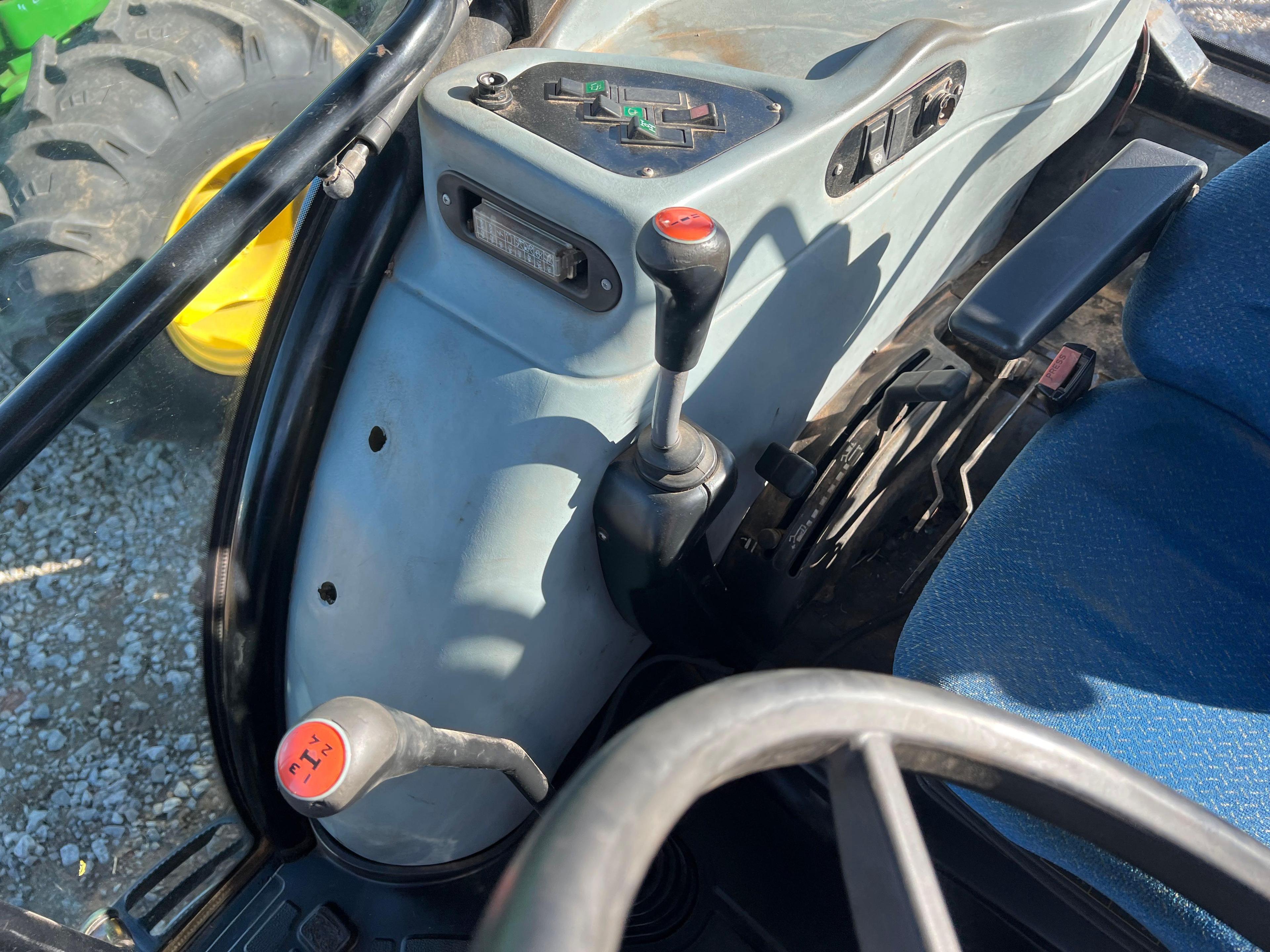 NEW HOLLAND TS6.140