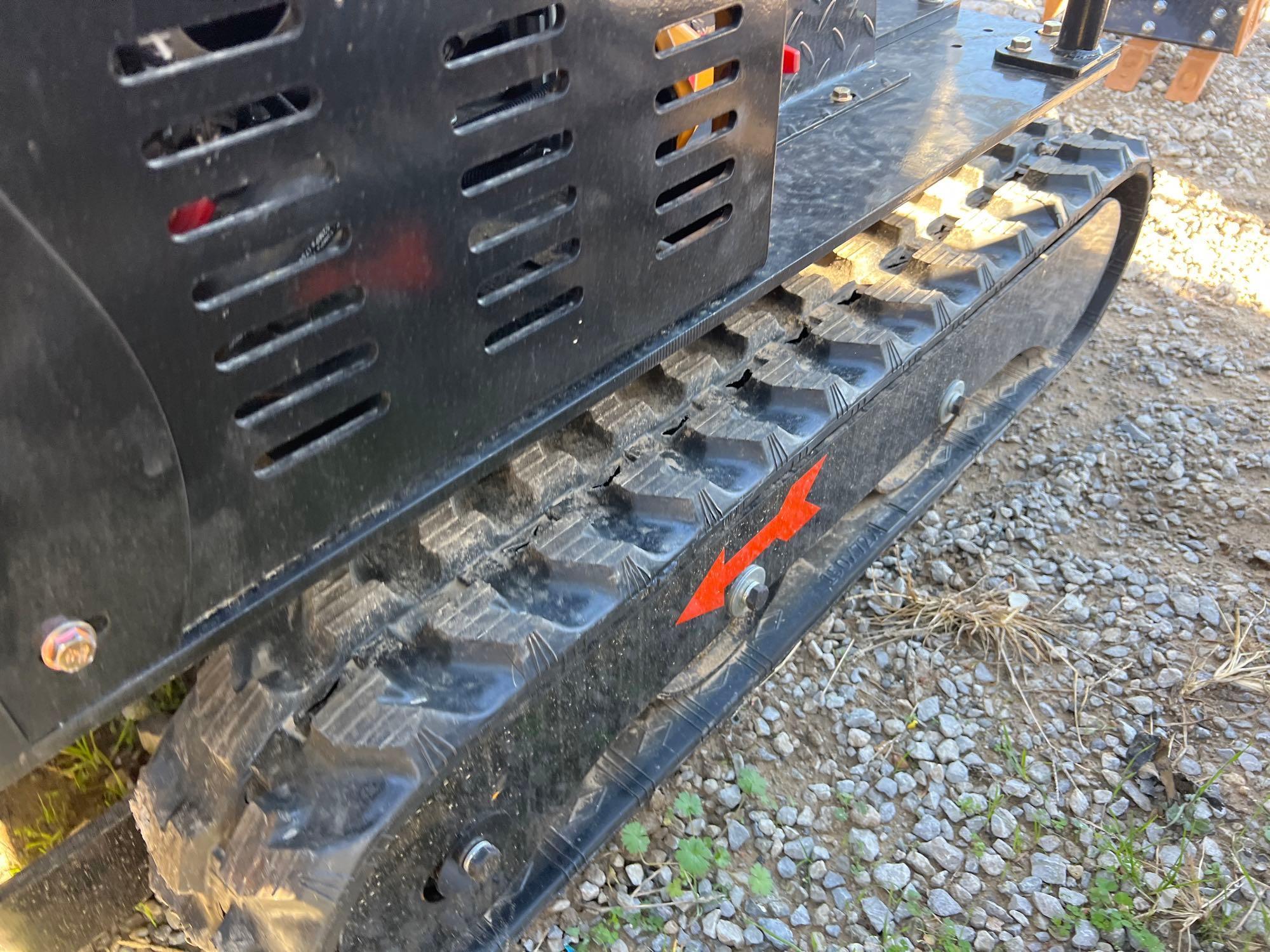 AGT QS12R MINI EXCAVATOR