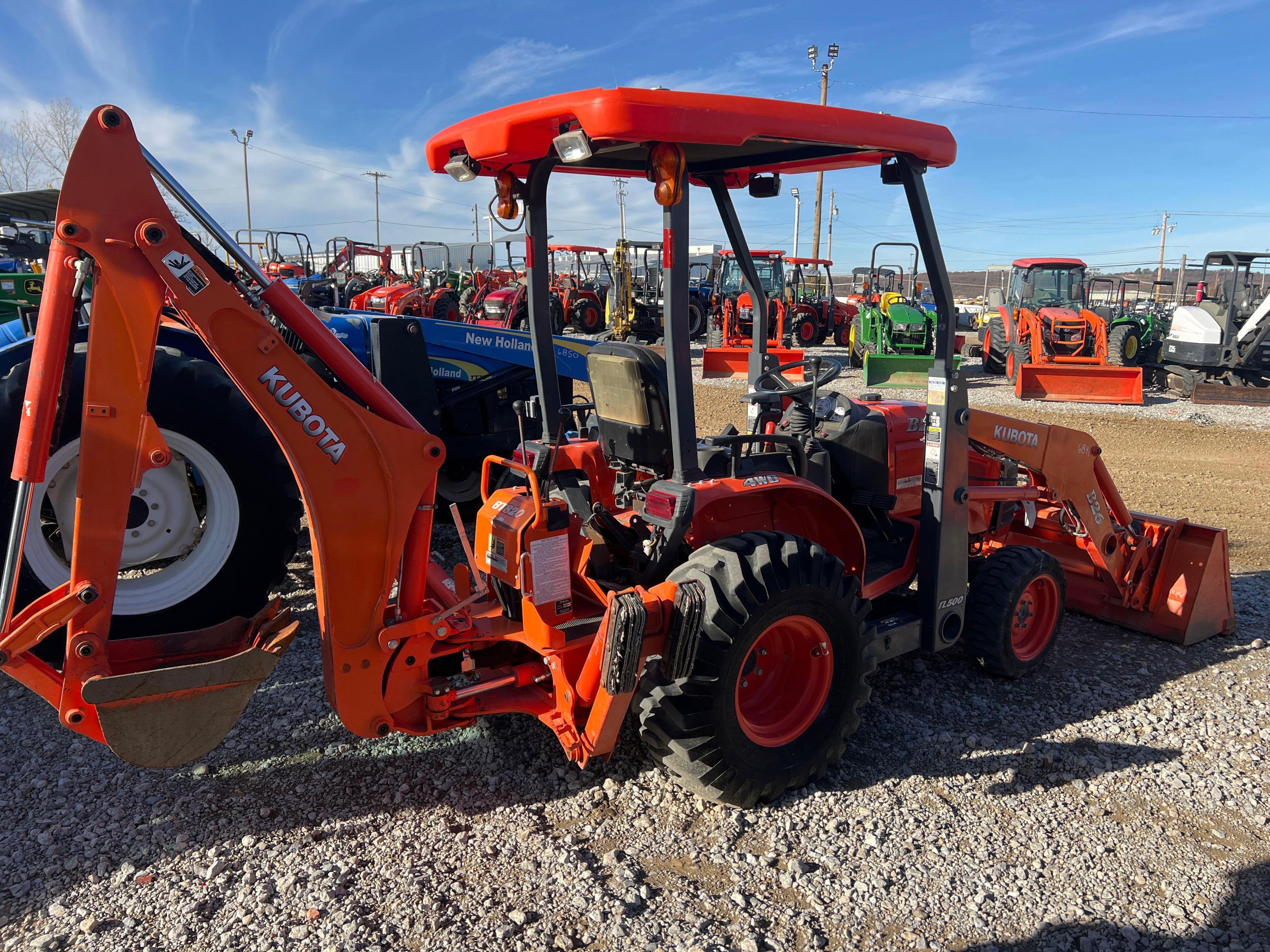 KUBOTA B26 TLB