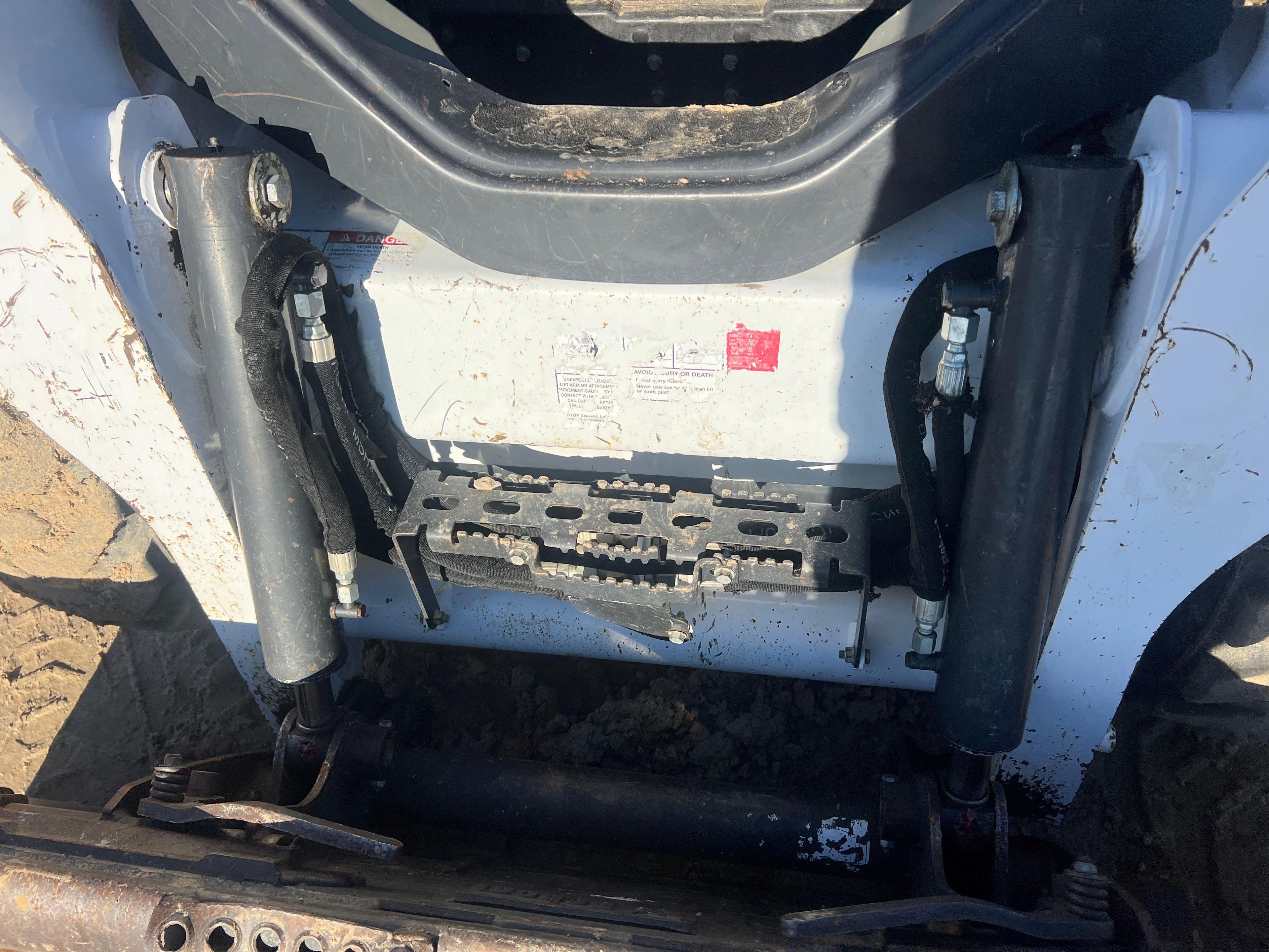 BOBCAT S550 SKID STEER OPEN