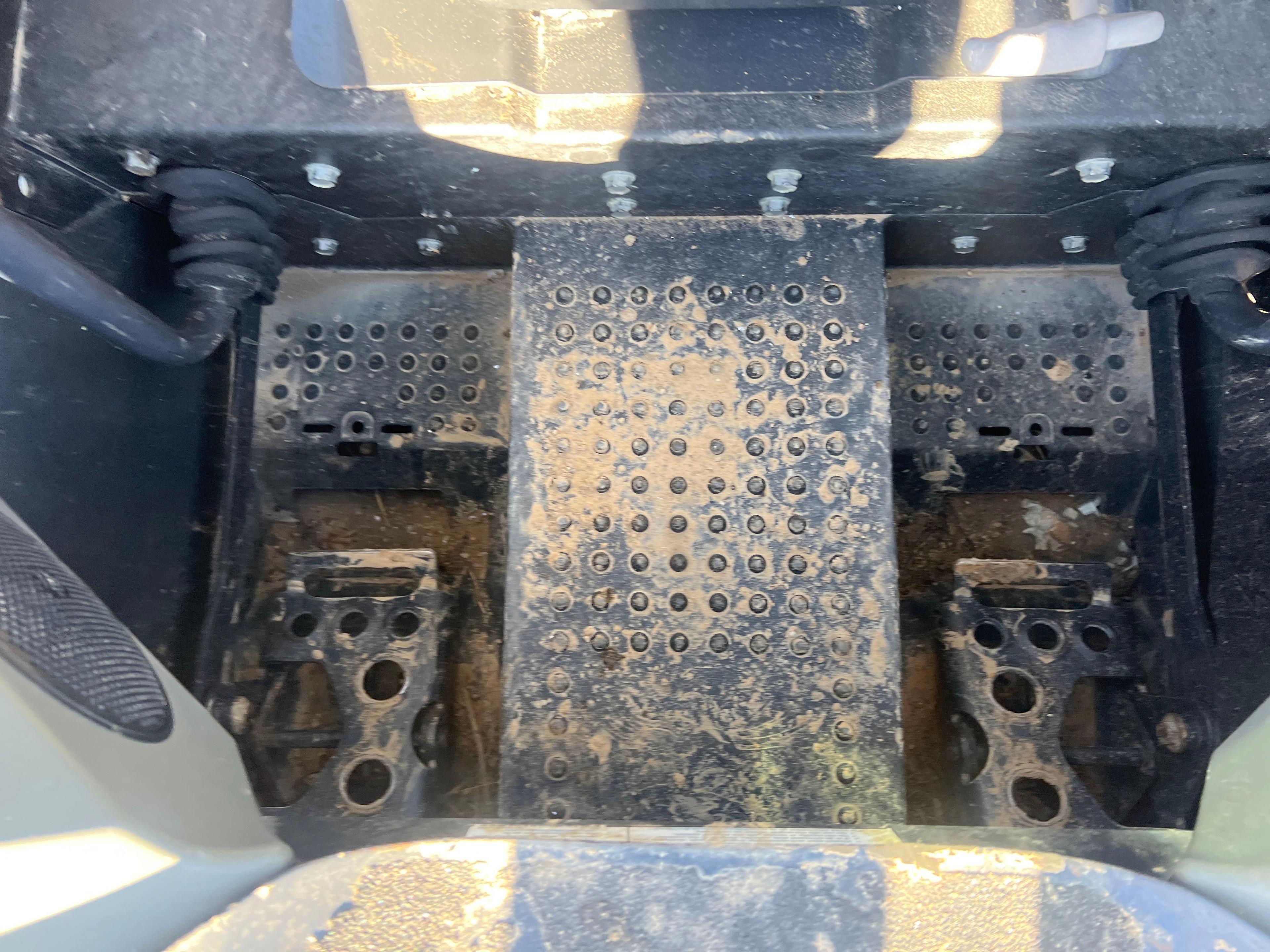 BOBCAT S550 SKID STEER OPEN