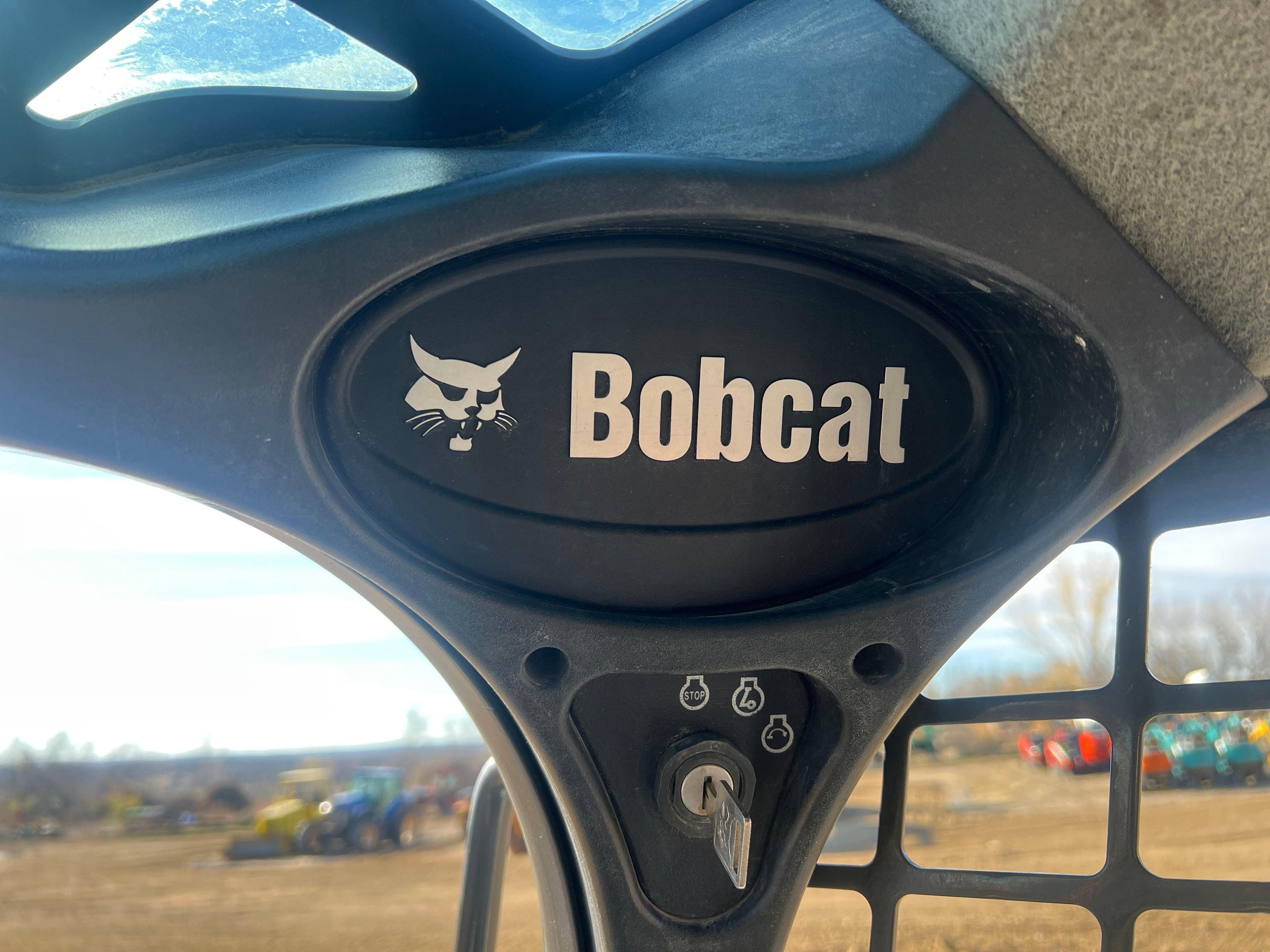 BOBCAT S550 SKID STEER OPEN