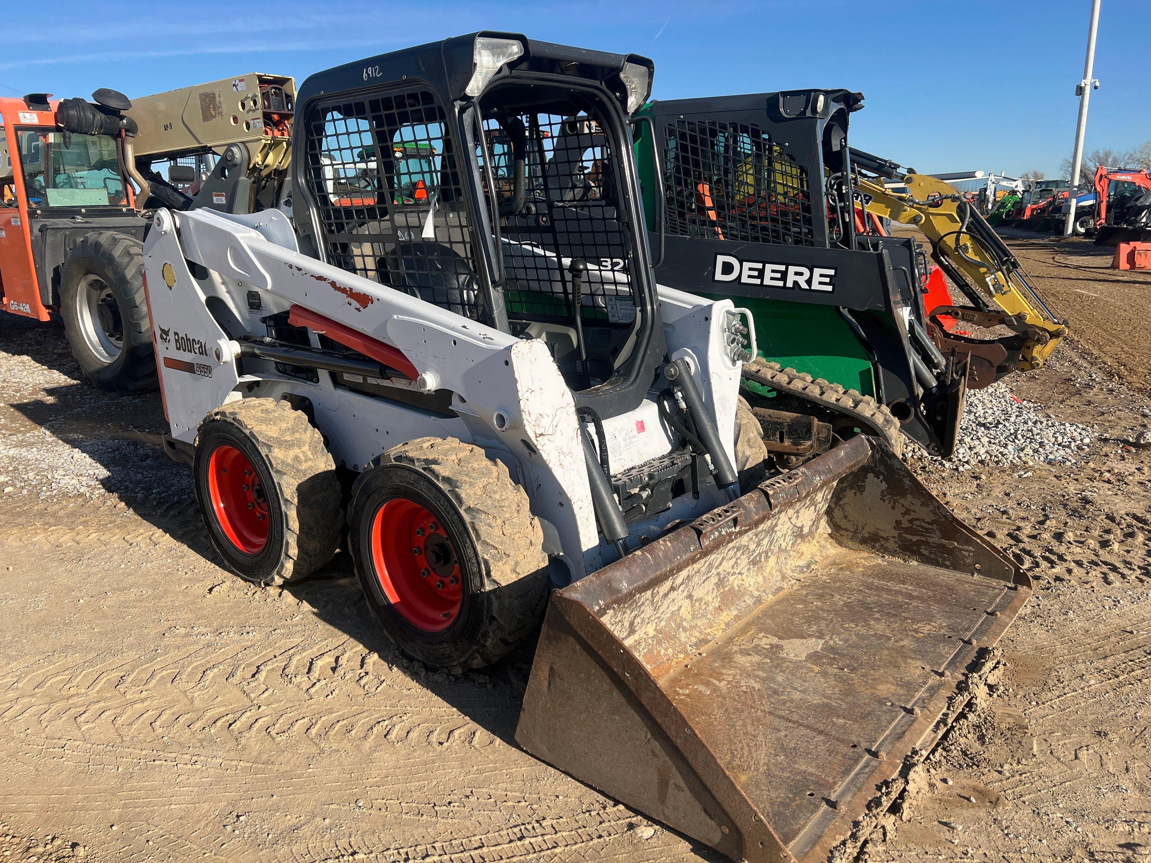 BOBCAT S550 SKID STEER OPEN