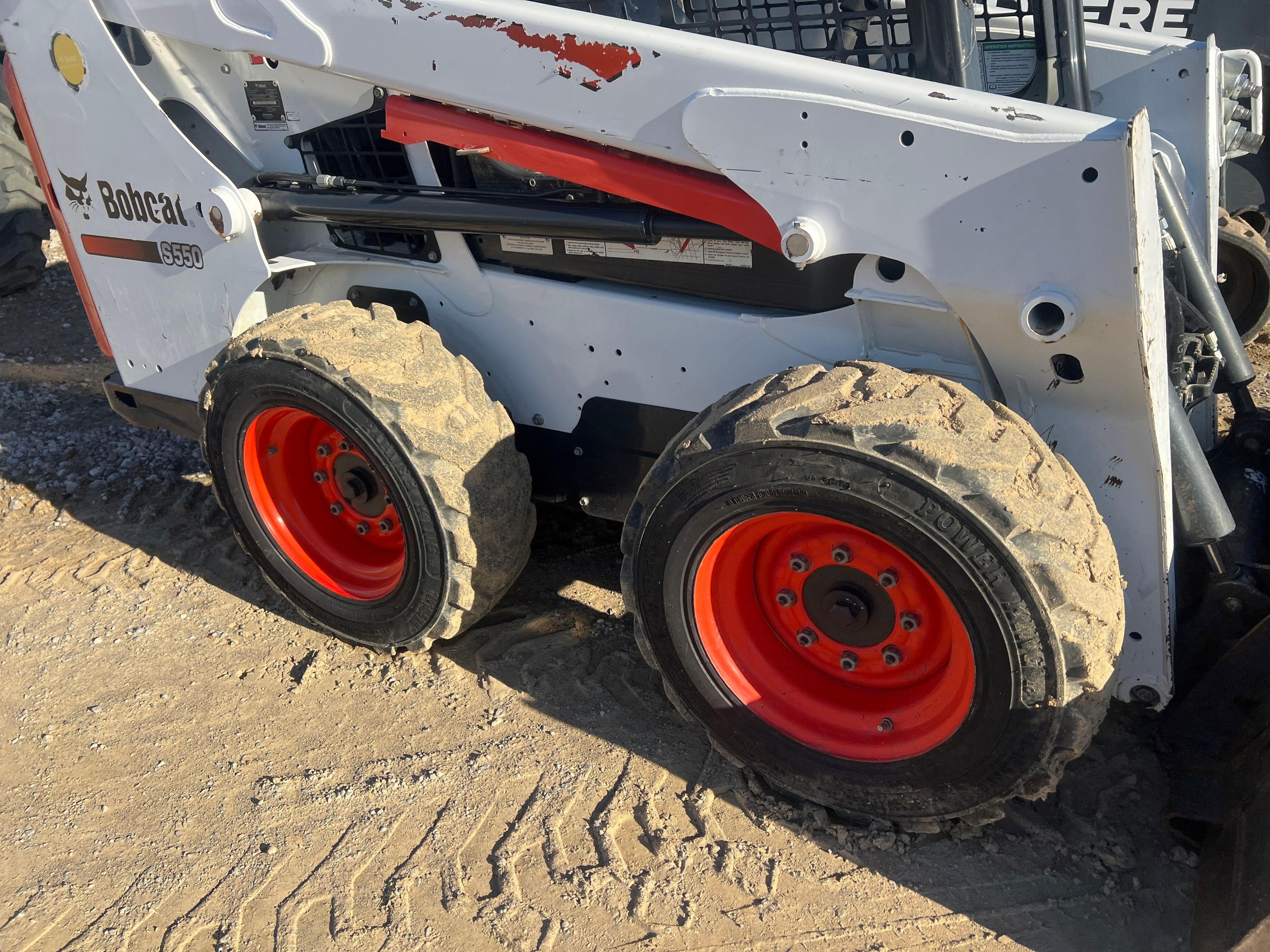 BOBCAT S550 SKID STEER OPEN