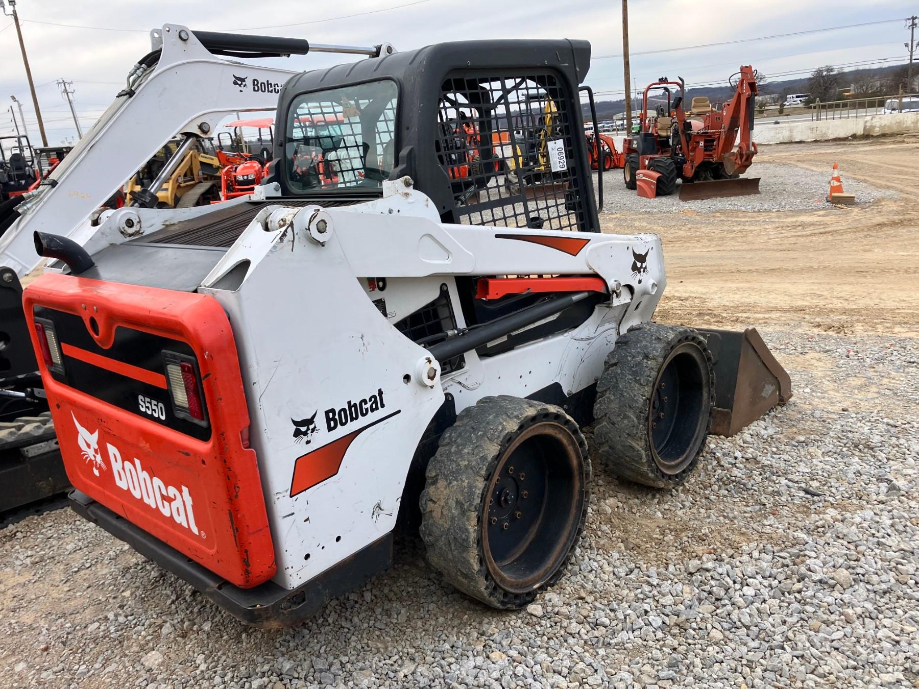 BOBCAT S550 SKIDSTEER