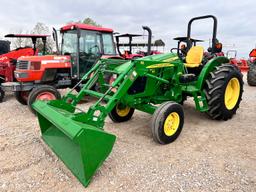 JOHN DEERE 5075E