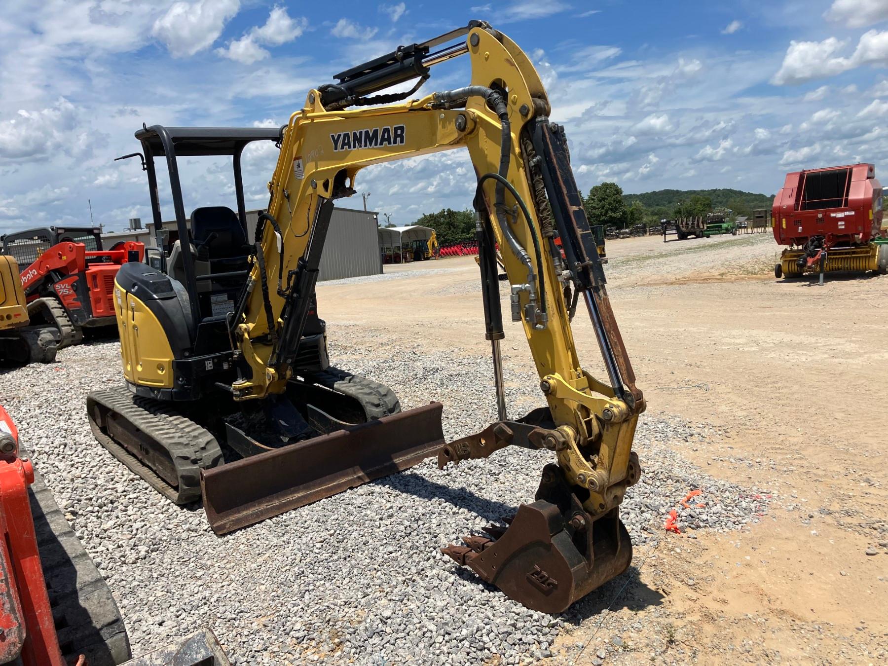 YANMAR VIO35-6A MINI EXCAVATOR