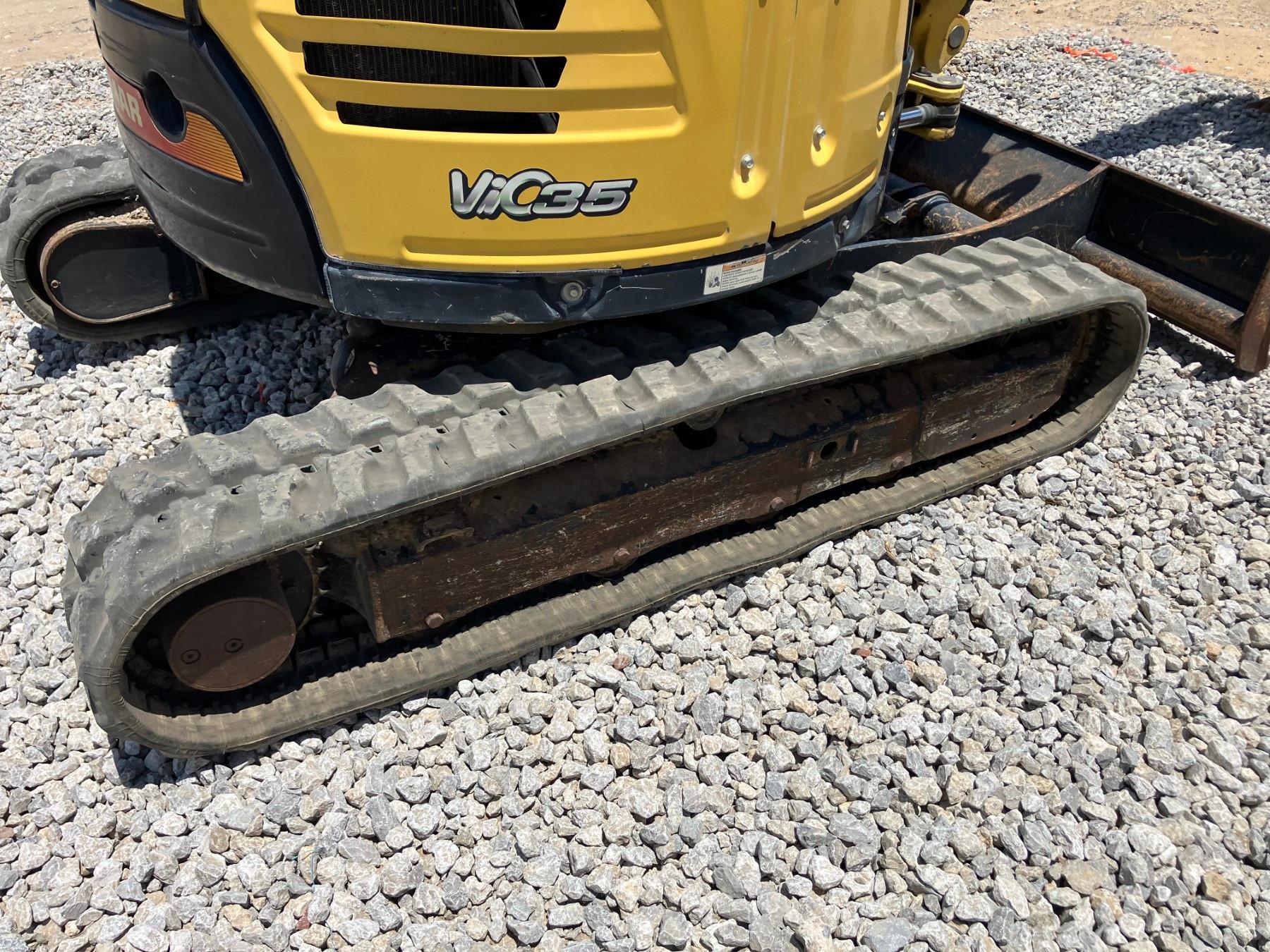 YANMAR VIO35-6A MINI EXCAVATOR