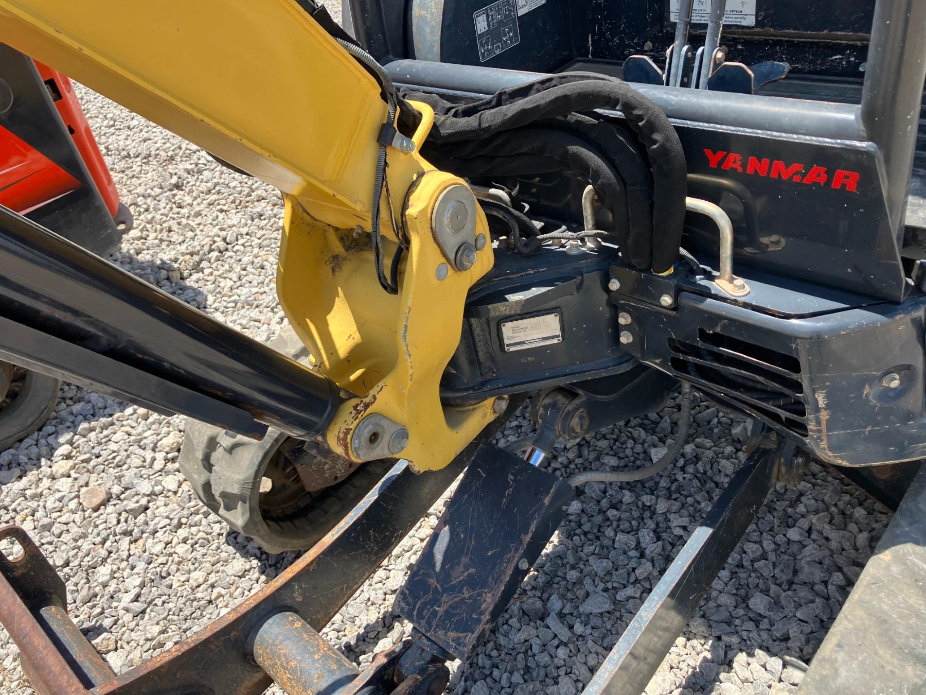 YANMAR VIO35-6A MINI EXCAVATOR