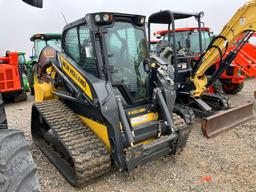 NEW HOLLAND C332 SKIDSTEER