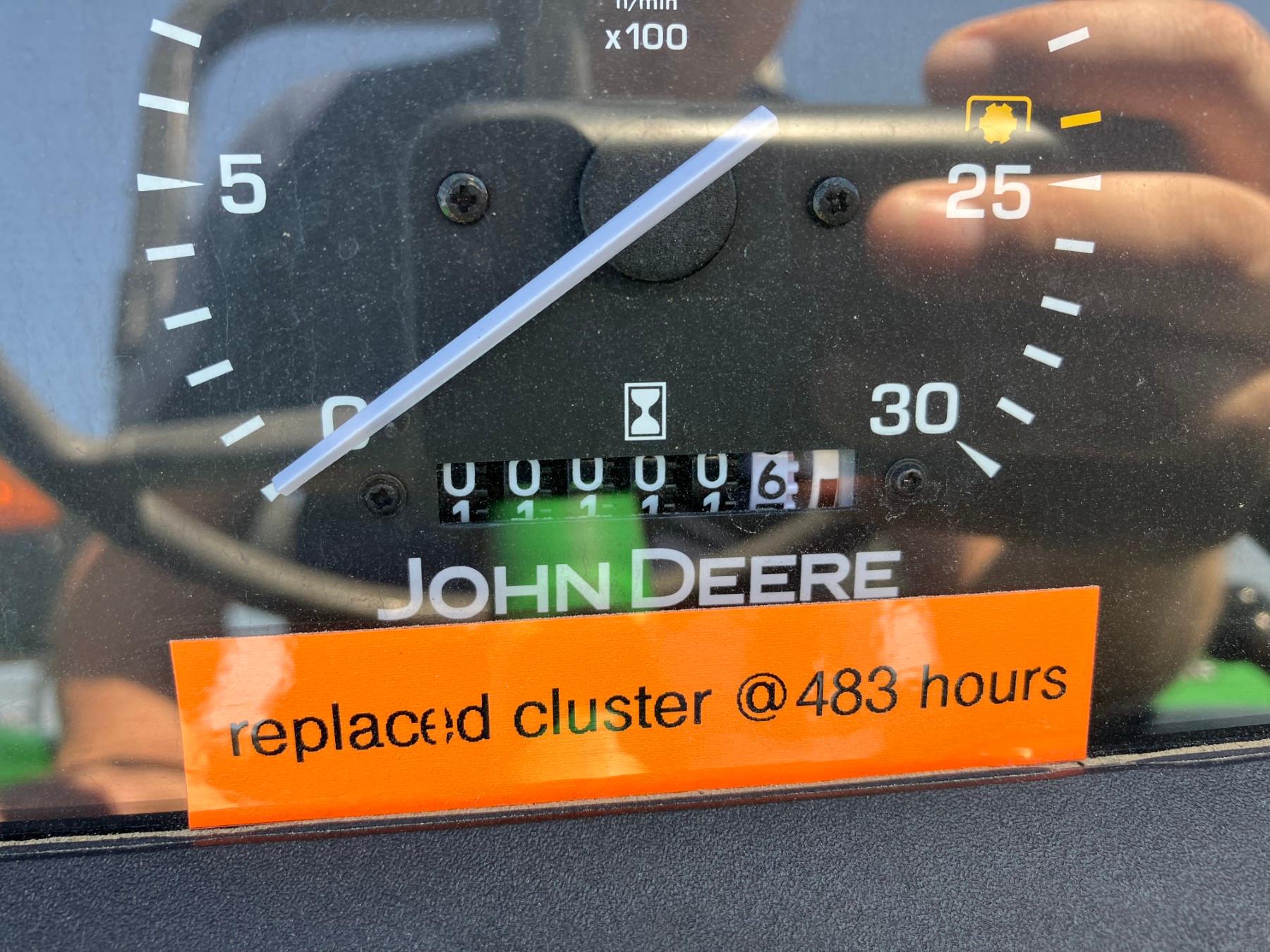 JOHN DEERE 5045E