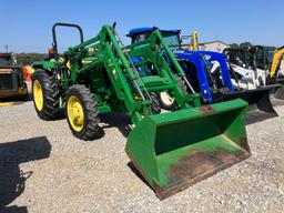 JOHN DEERE 5045E