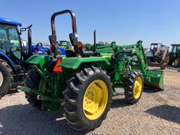 JOHN DEERE 5045E