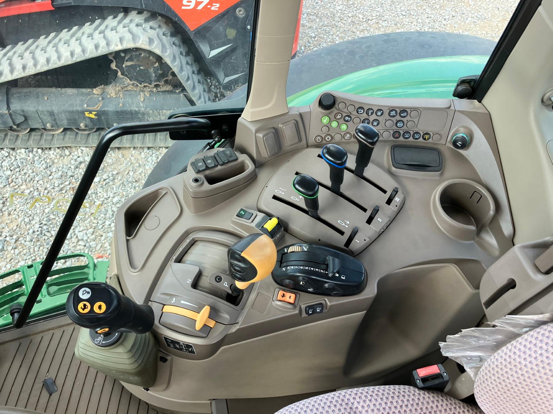 JOHN DEERE 6145M