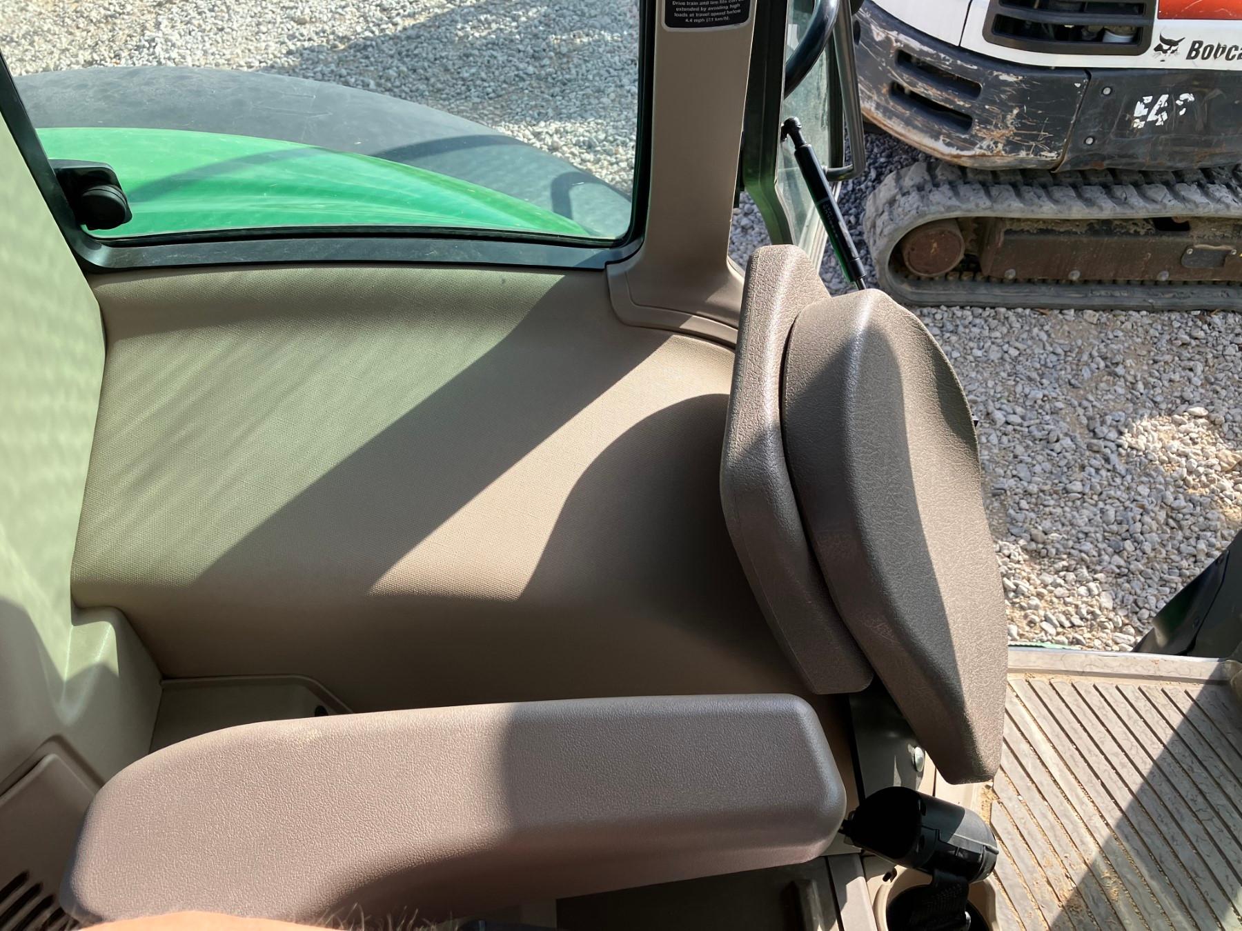 JOHN DEERE 6145M