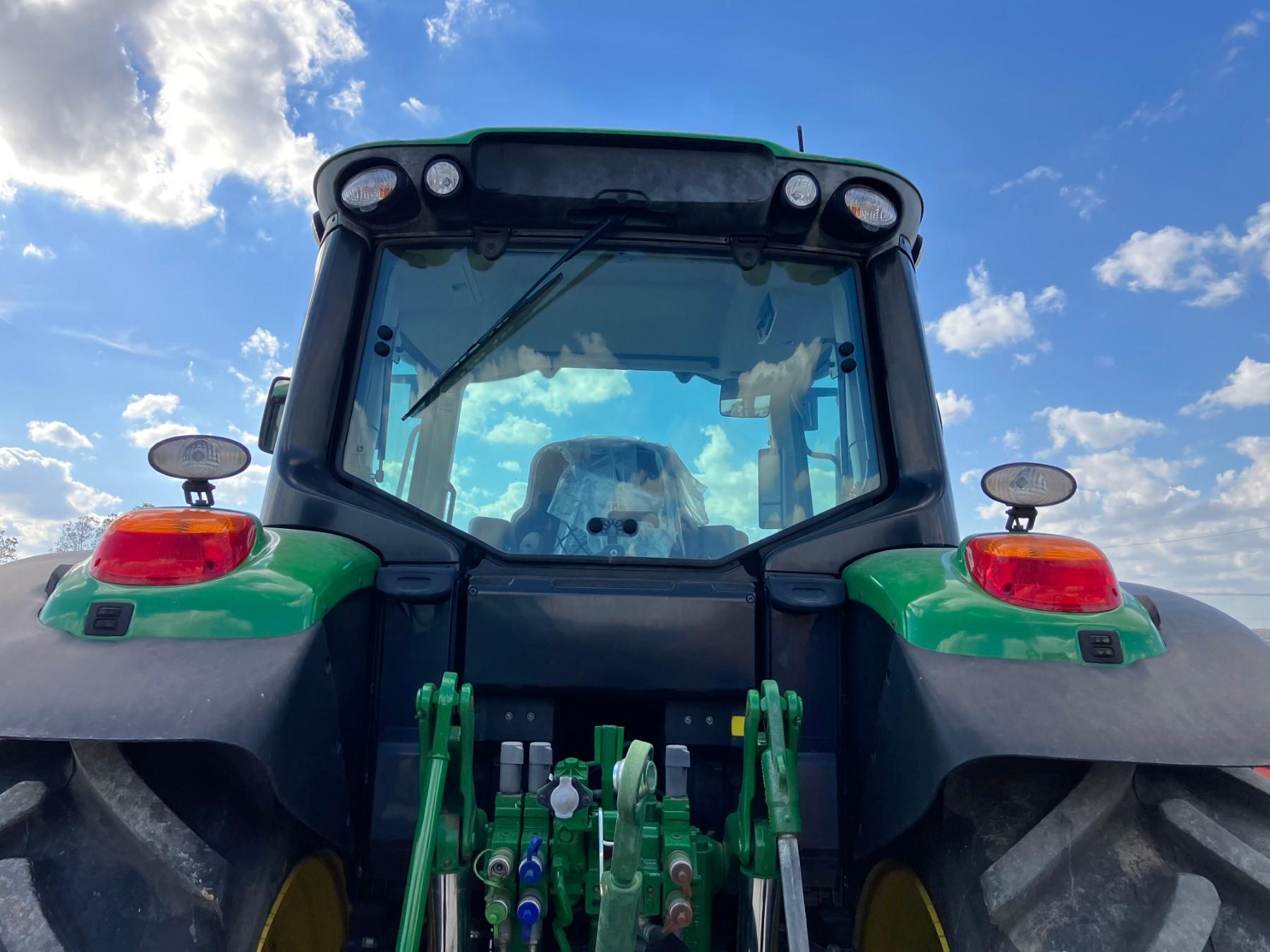 JOHN DEERE 6145M