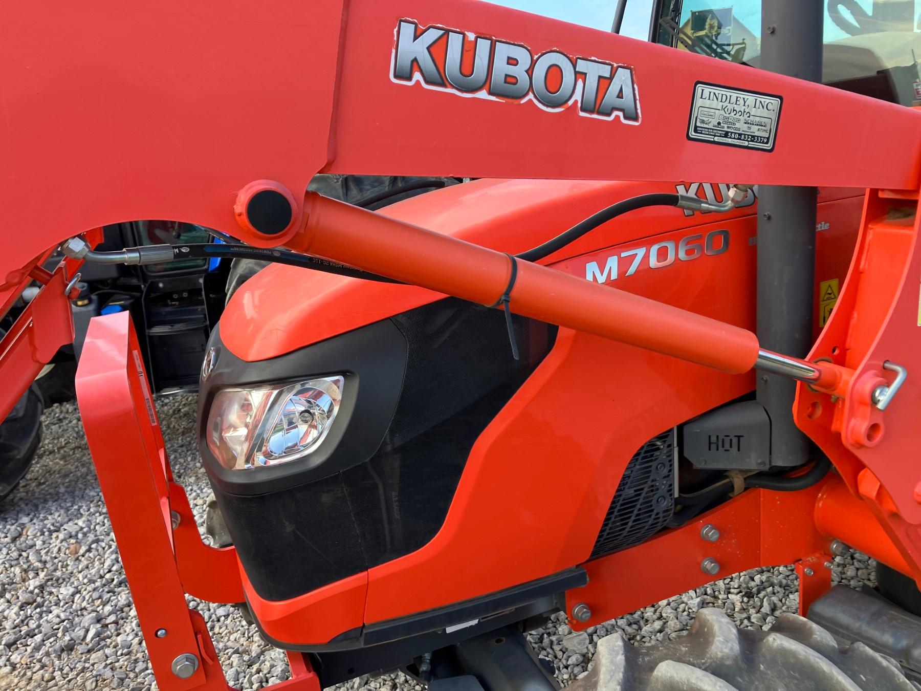 KUBOTA M7060