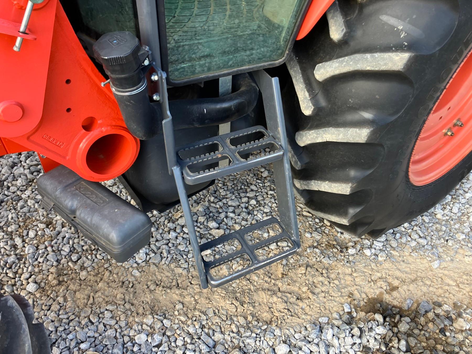 KUBOTA M7060