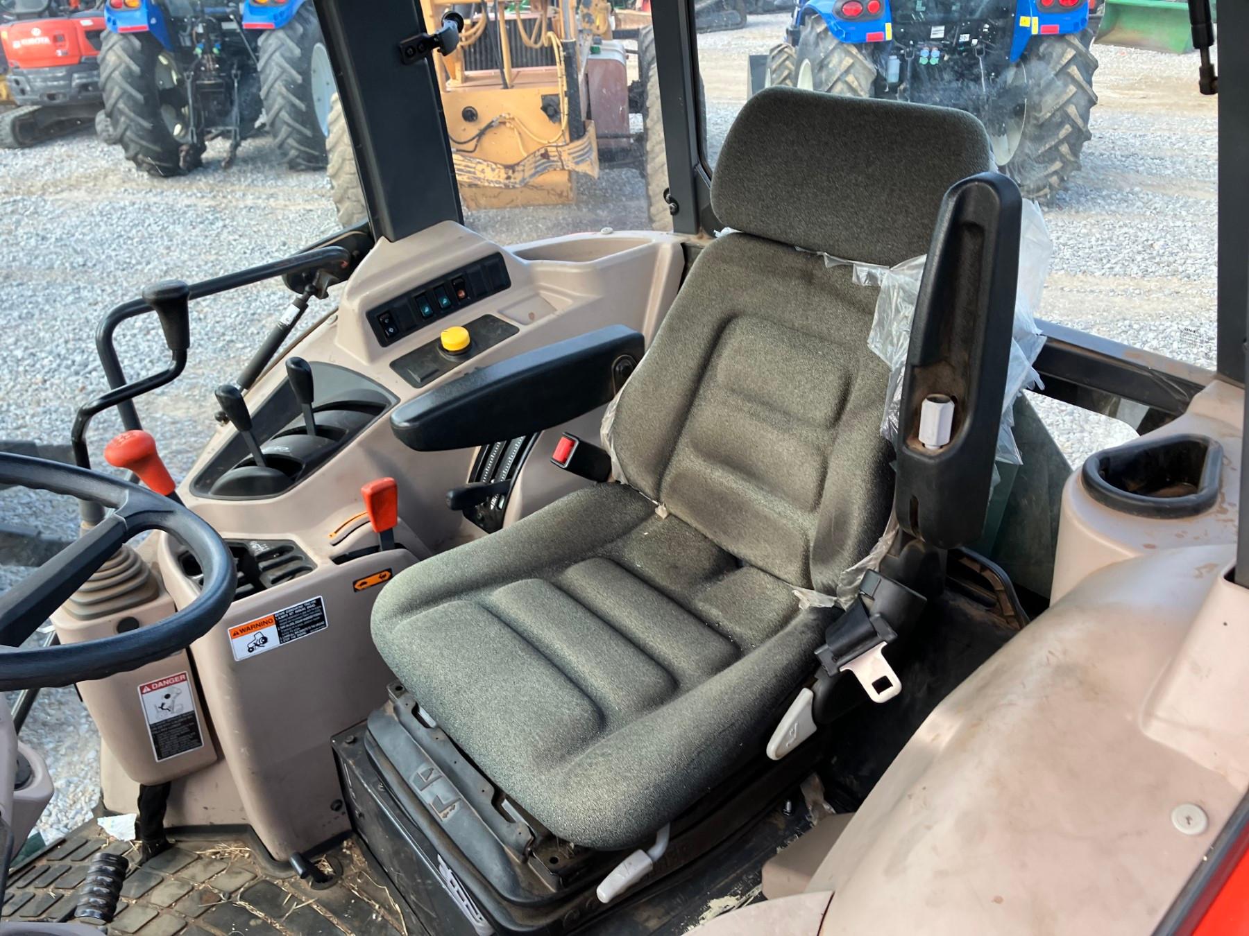 KUBOTA M7060