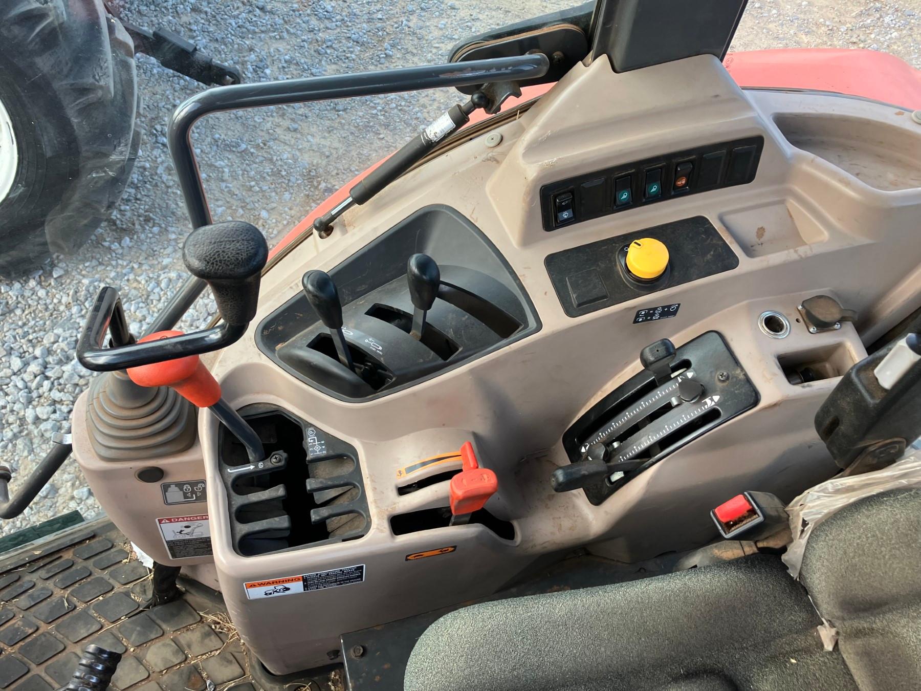 KUBOTA M7060