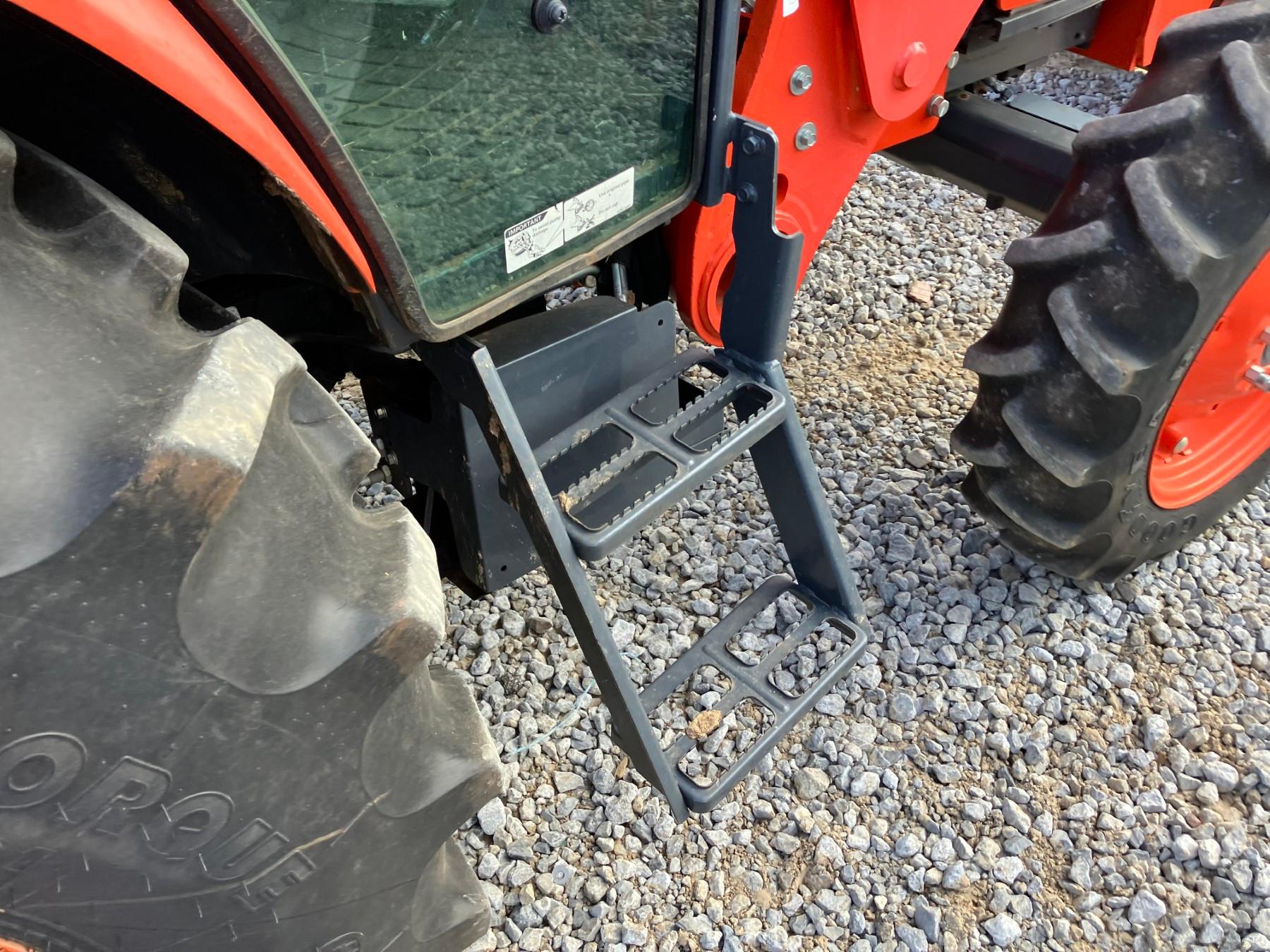 KUBOTA M7060