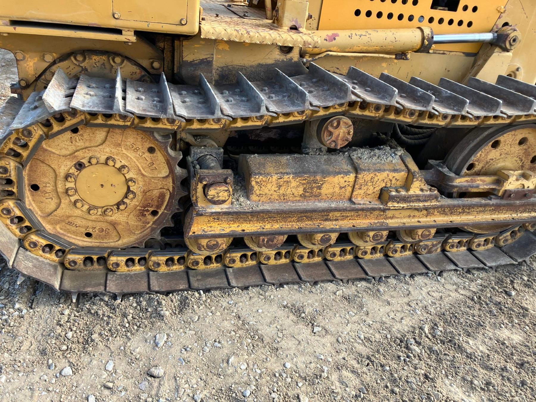 DRESSER TD8-E DOZER