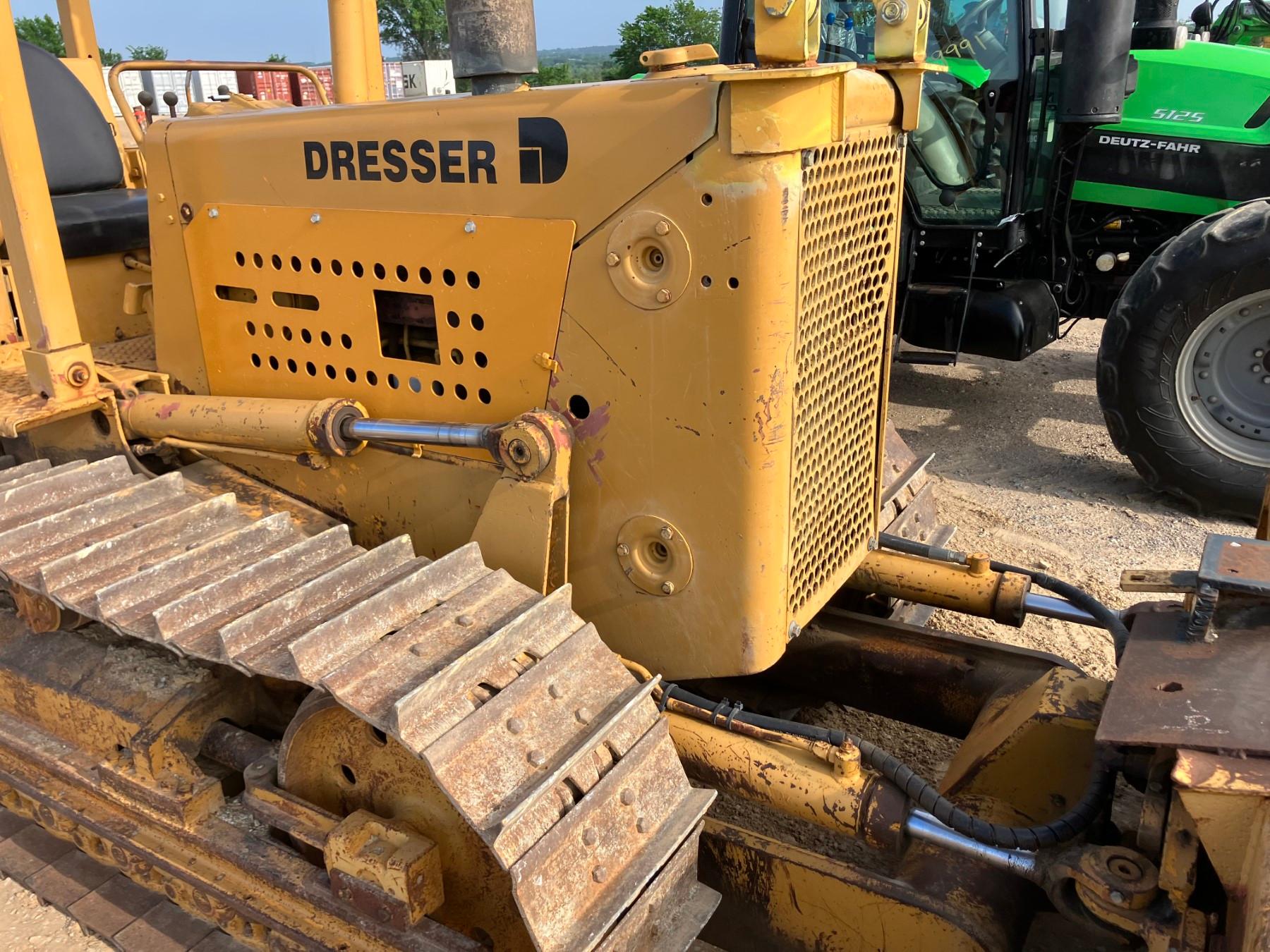 DRESSER TD8-E DOZER