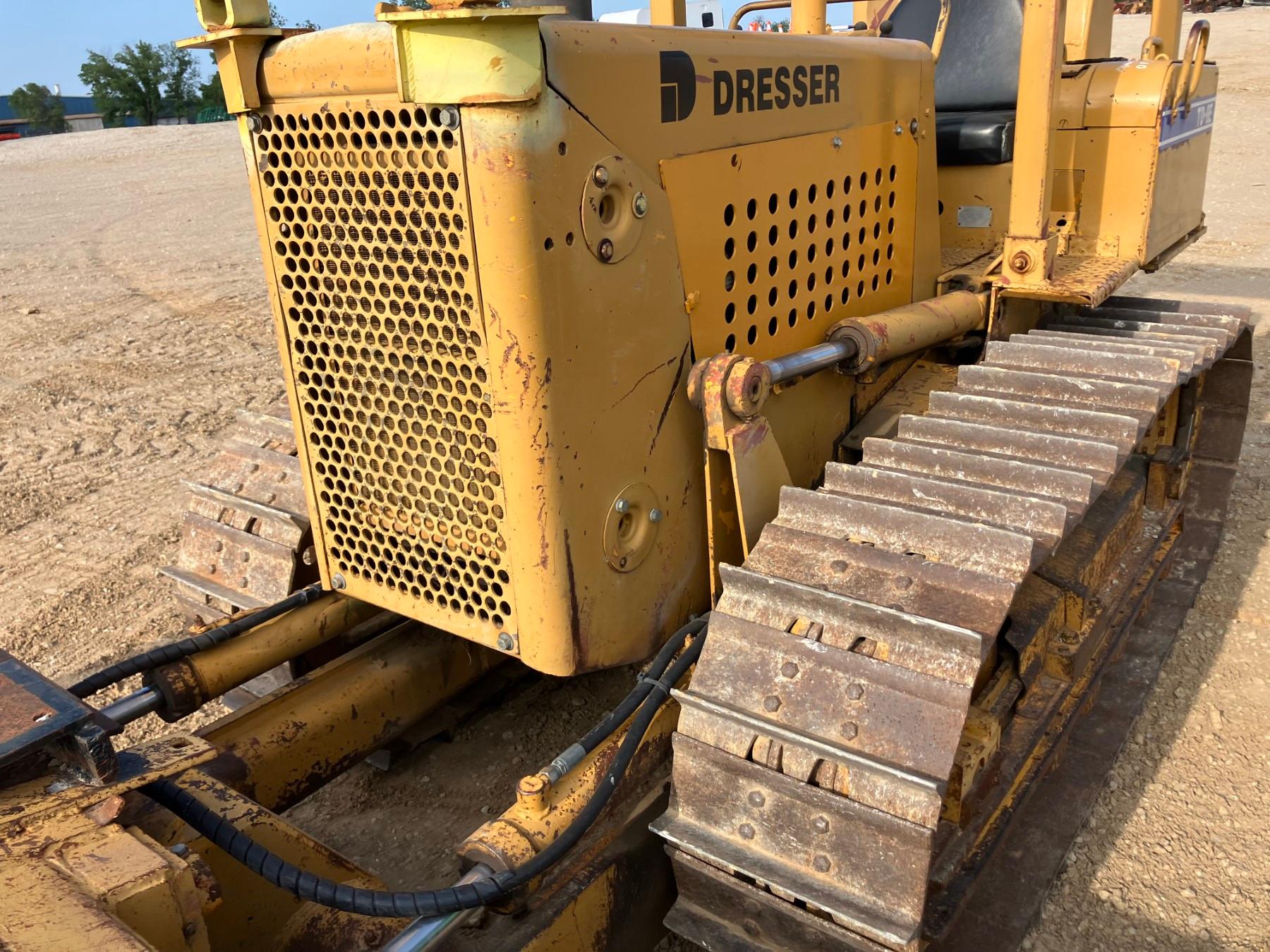 DRESSER TD8-E DOZER