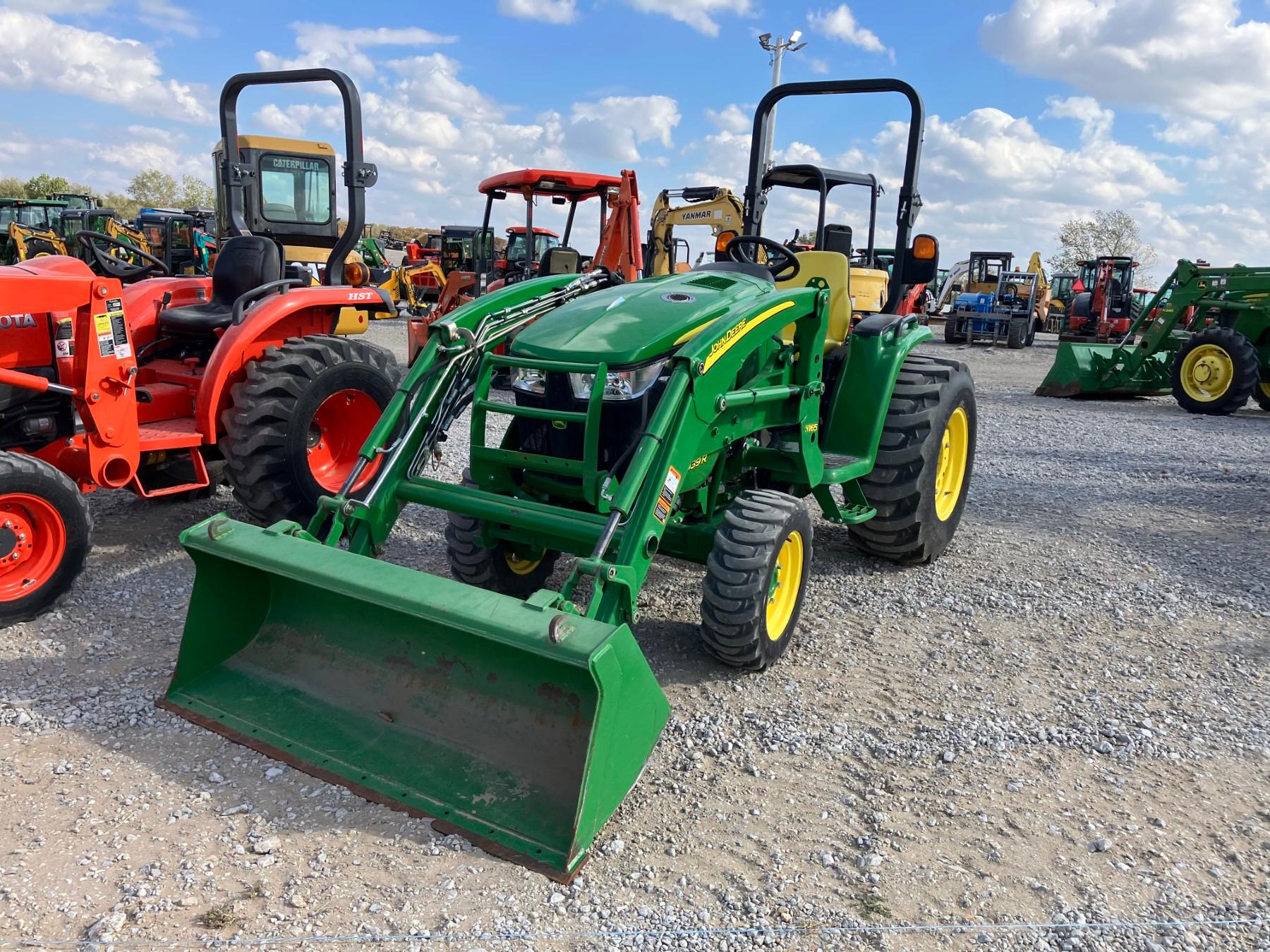 JOHN DEERE 3039R