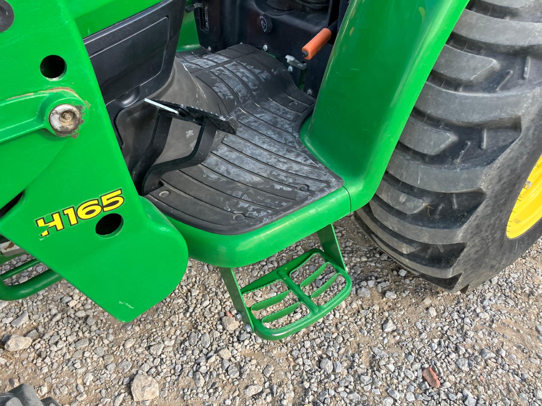 JOHN DEERE 3039R