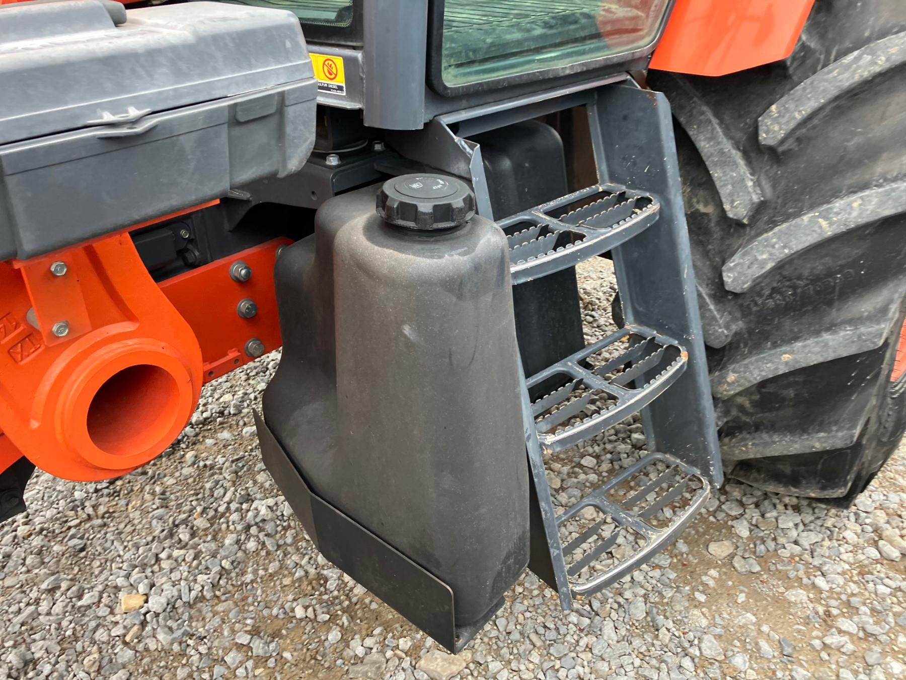 KUBOTA M135GX