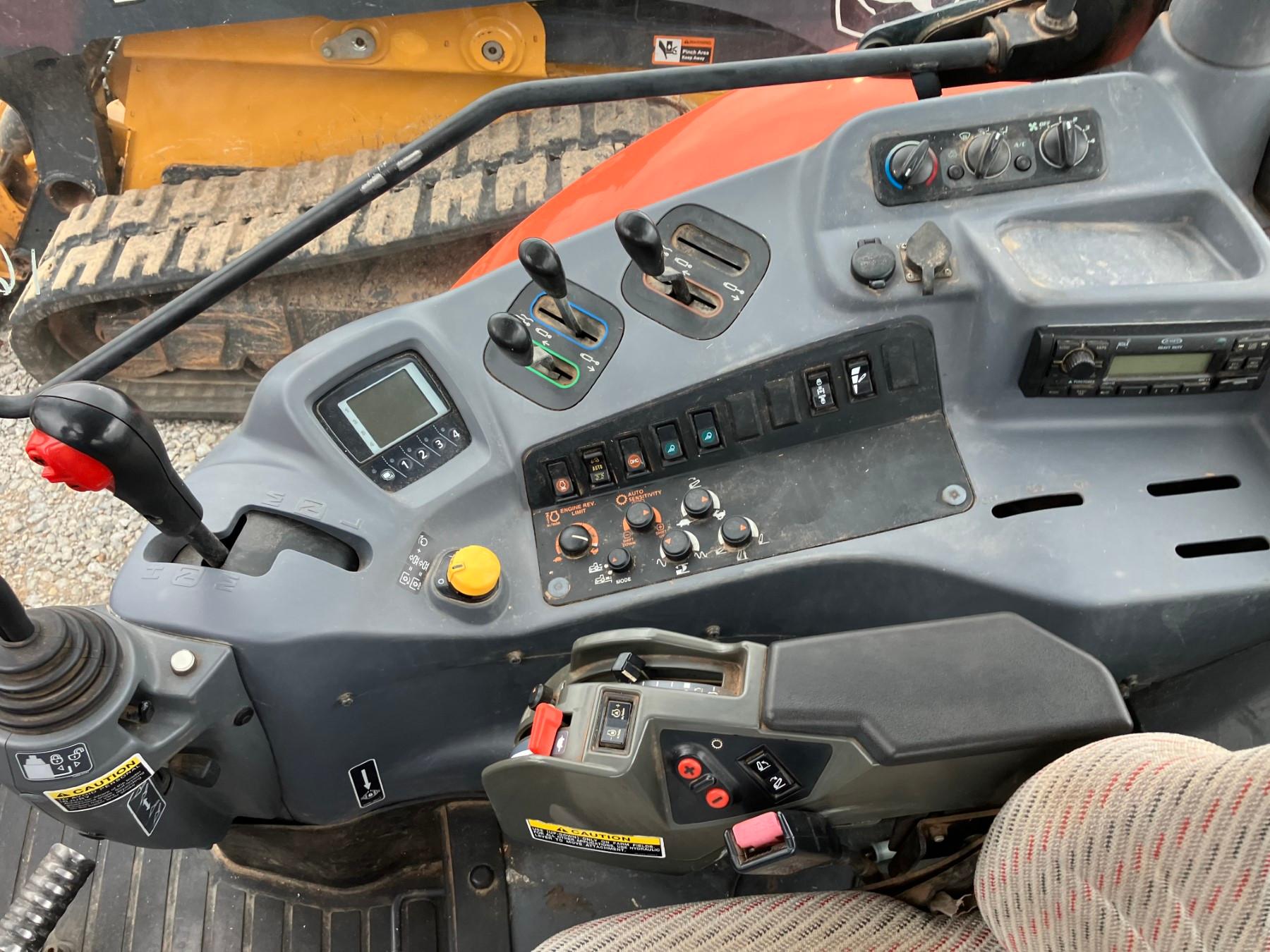 KUBOTA M135GX