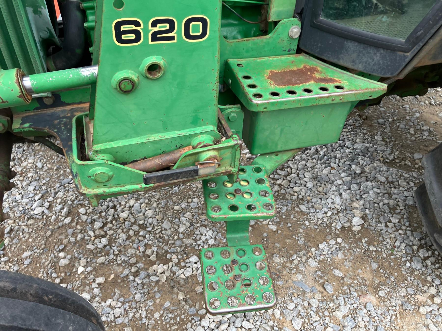 JOHN DEERE 2550
