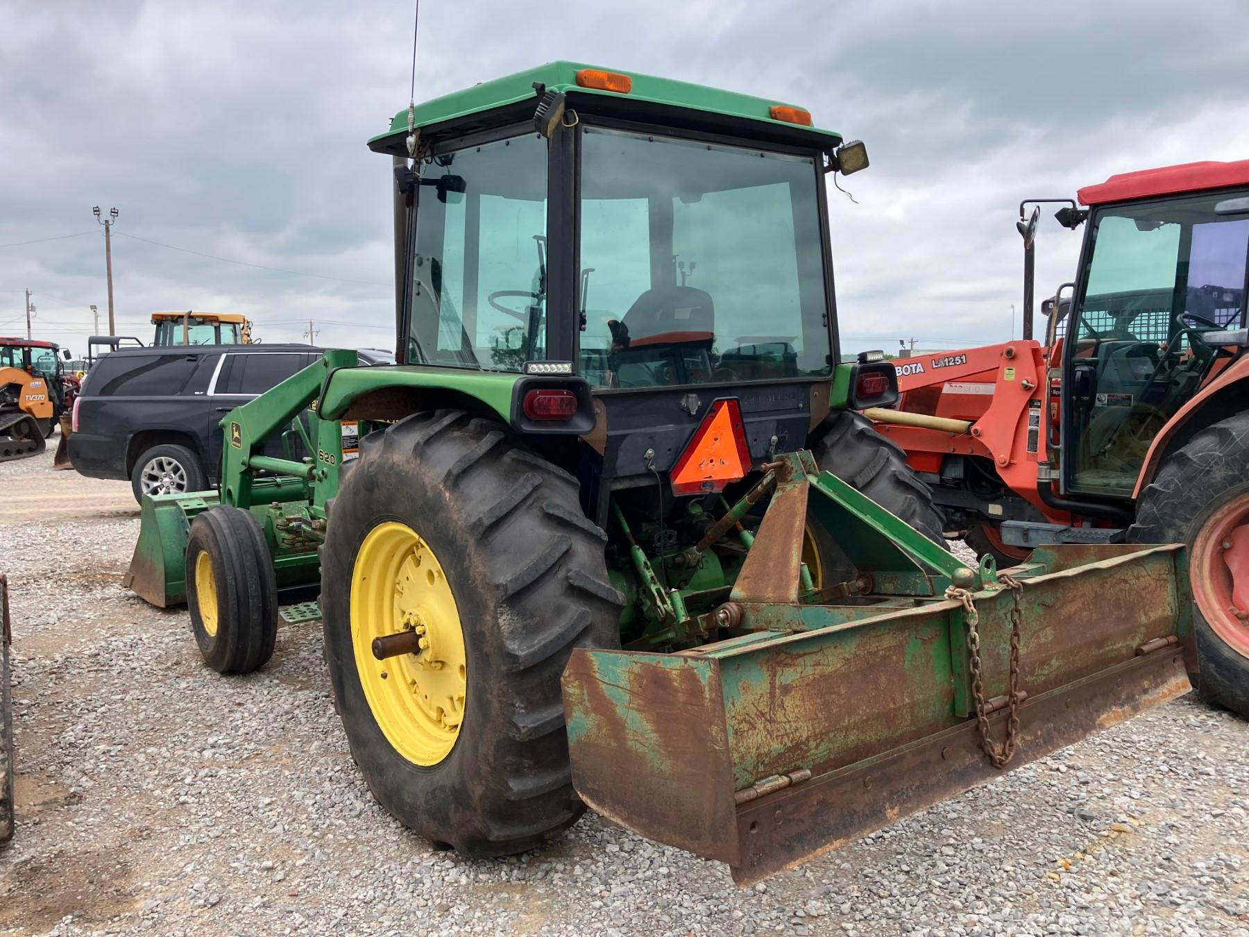 JOHN DEERE 2550