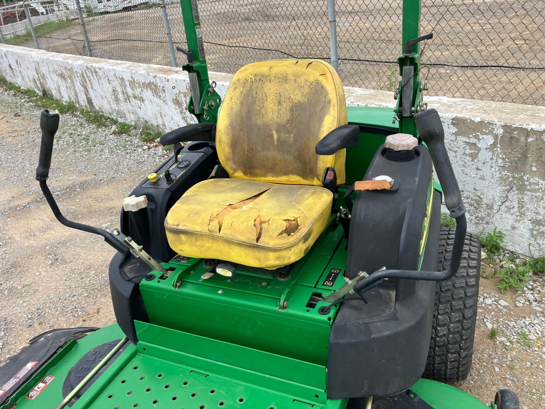 JOHN DEERE 997 ZERO-TRN MOWER