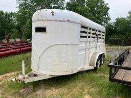 16' WHT STOCK TRAILER ENCLSD W/ BOS