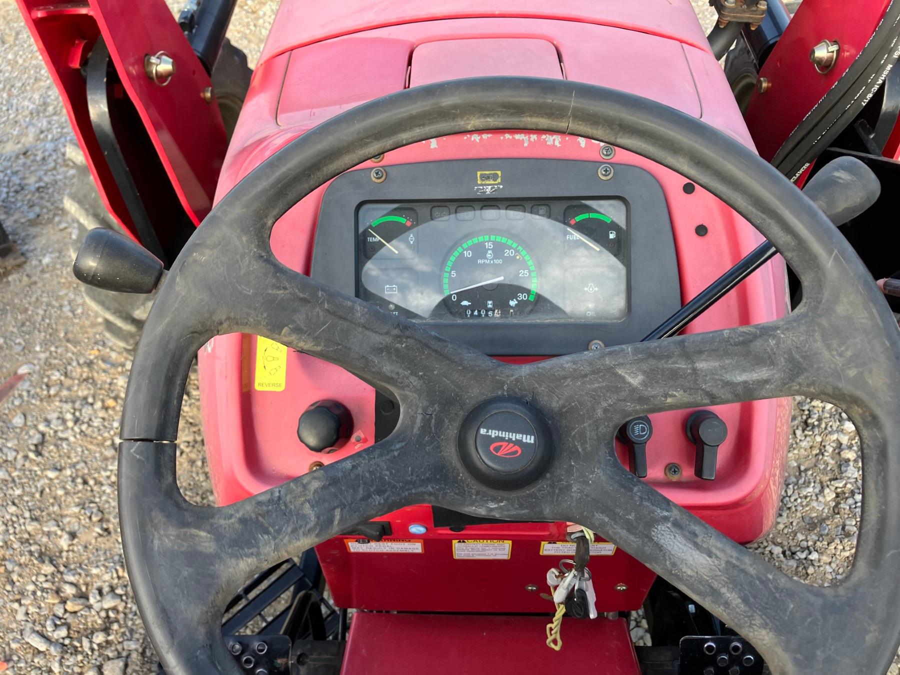 MAHINDRA 5530