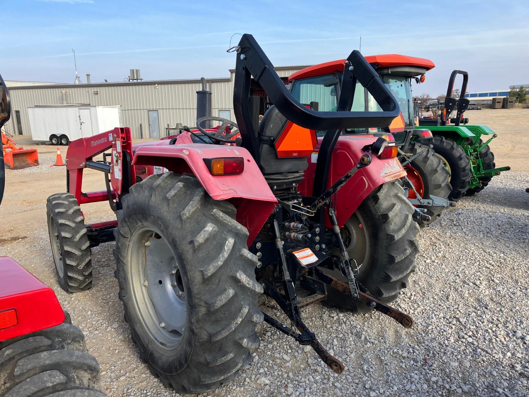 MAHINDRA 5530